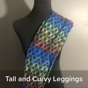 LuLaRoe Tall and Curvy Leggings